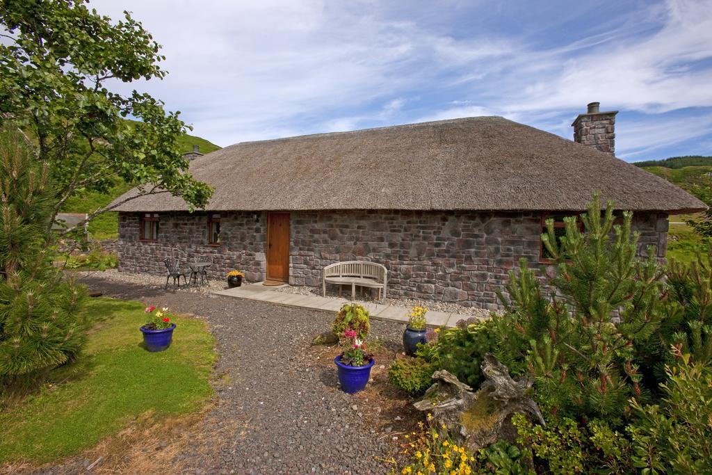Clan Cottages Oban Bilik gambar